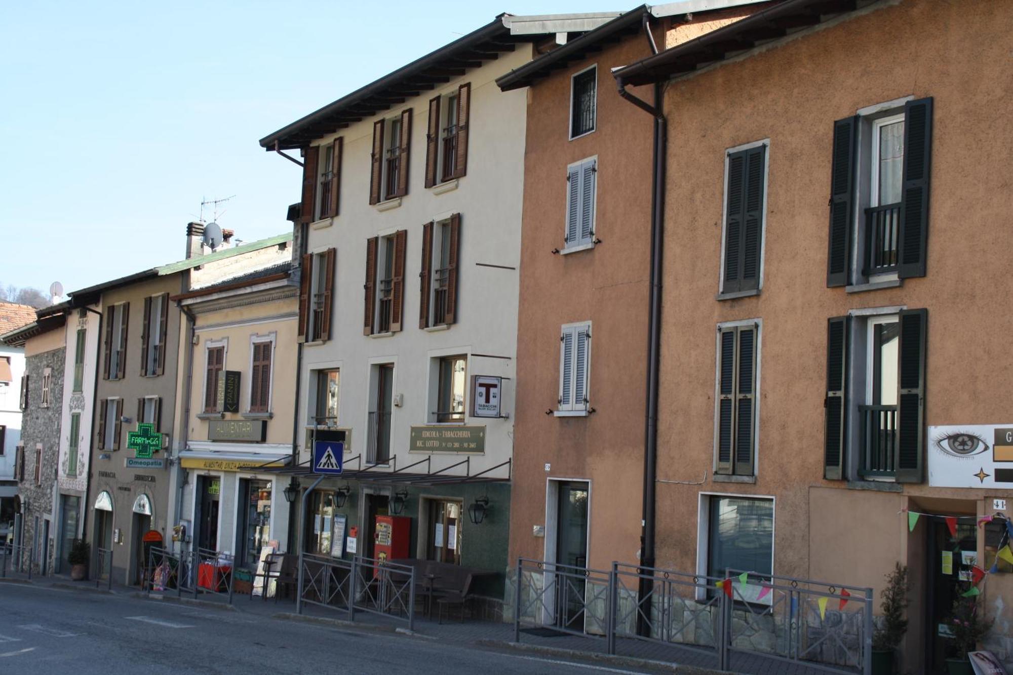 B&B Michelina Castiglione dʼIntelvi Zewnętrze zdjęcie